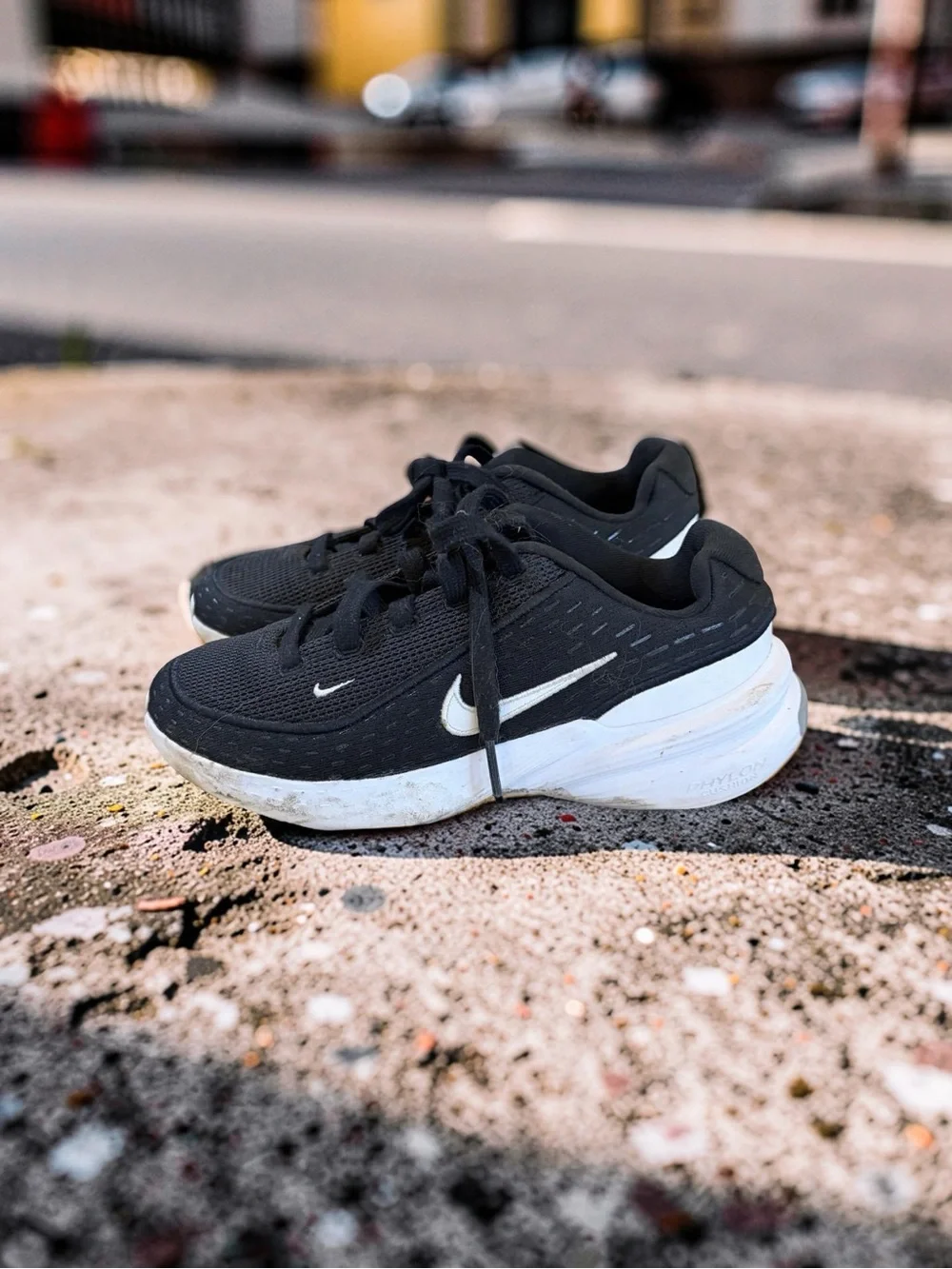 Nike Black & White Cushioned Running Shoes